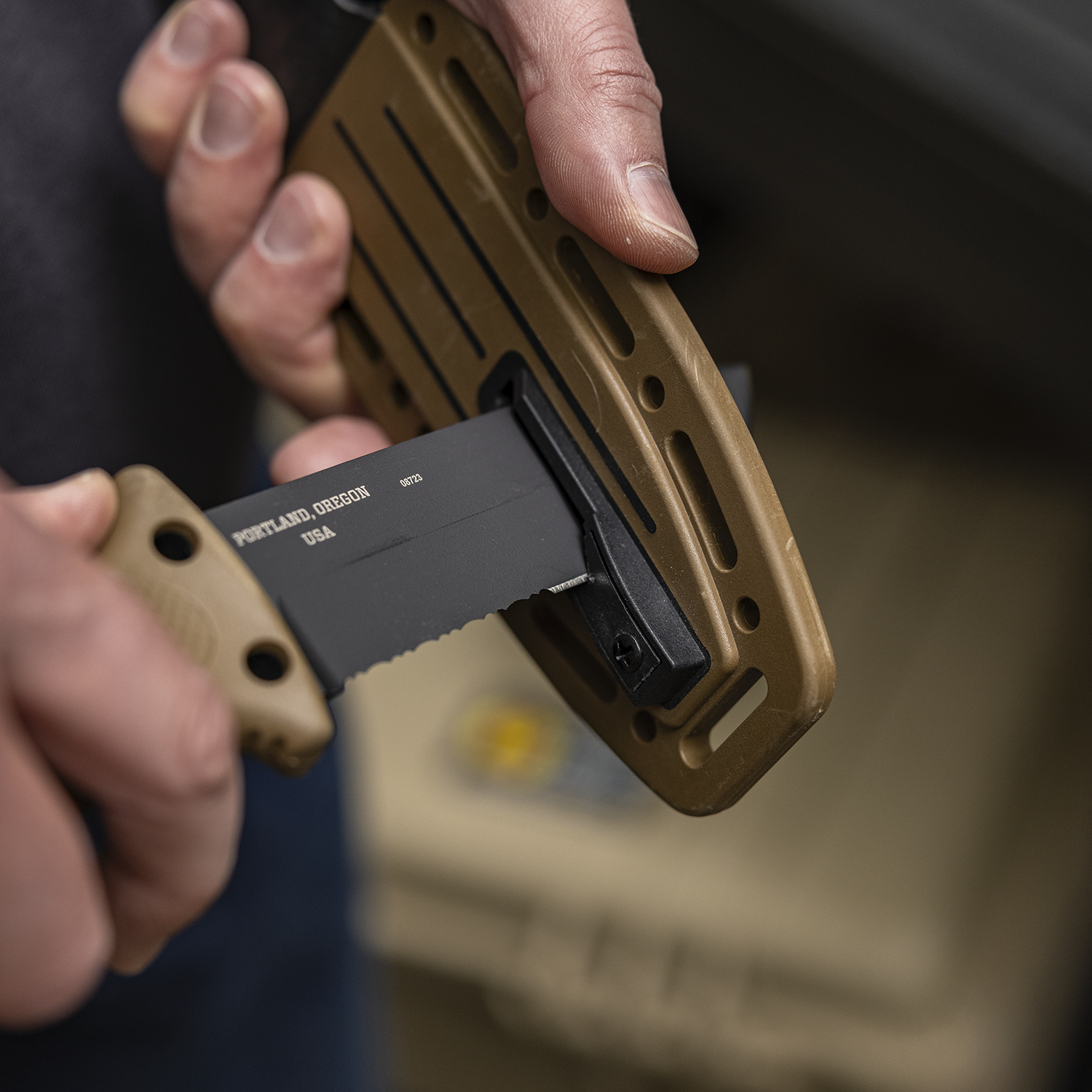 Cuchillo Táctico Gerber LMF II Infantry Coyote
